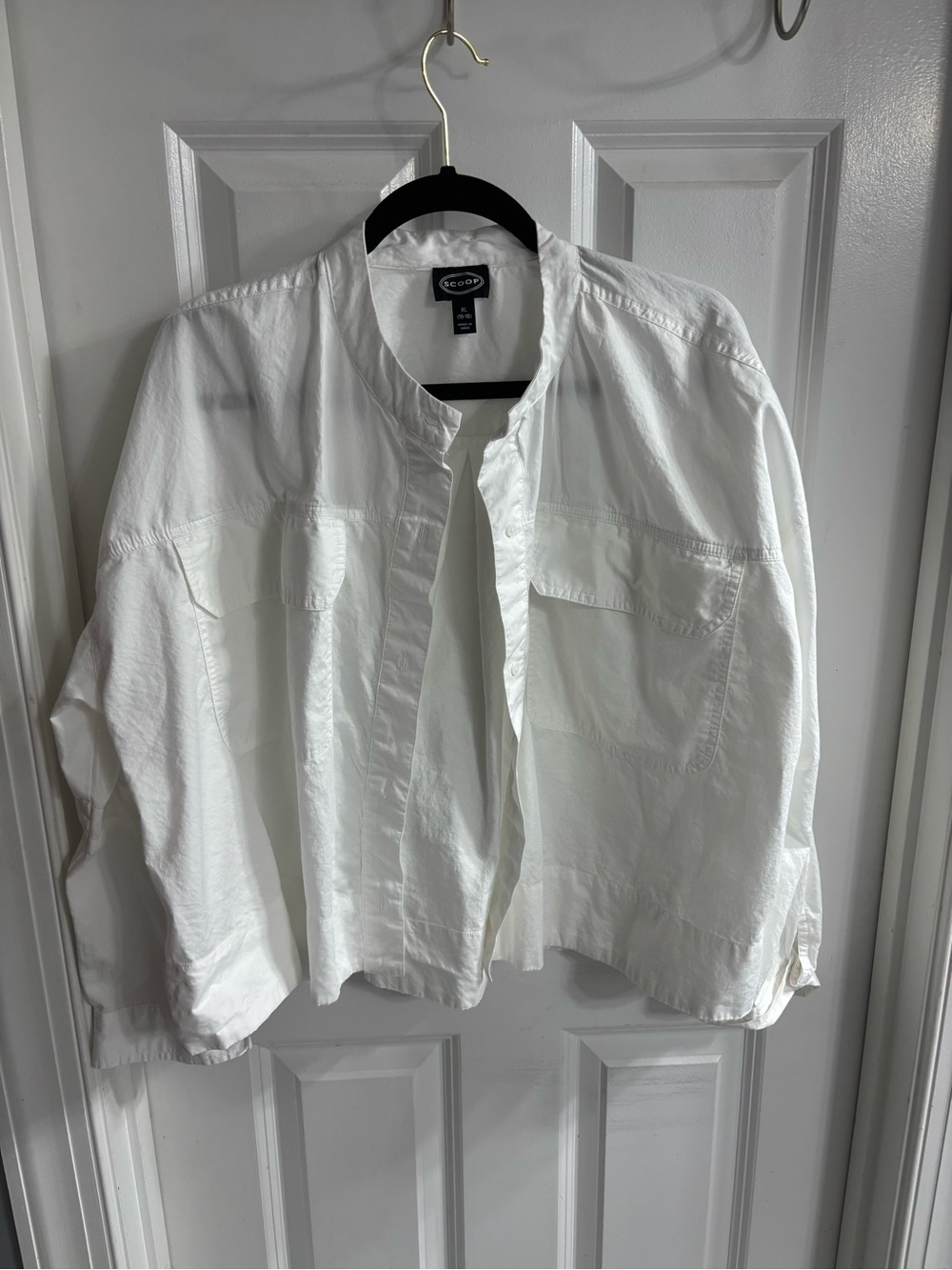 Women’s White Cotton Band-Collar Button-Front shirt or jacket